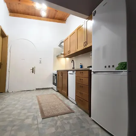 Hébergement de vacances Summer House, μονοκατοικία 120 Erétria