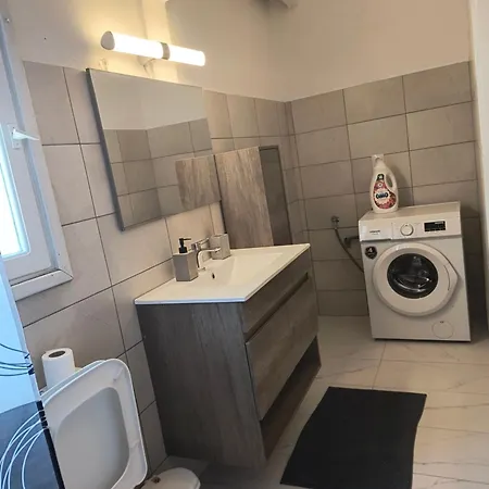 Hébergement de vacances Summer House, μονοκατοικία 120 Erétria