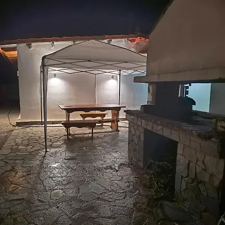 Summer House, μονοκατοικία 120