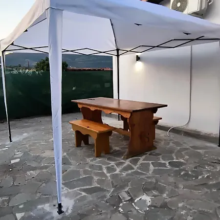 Hébergement de vacances Summer House, μονοκατοικία 120 Erétria