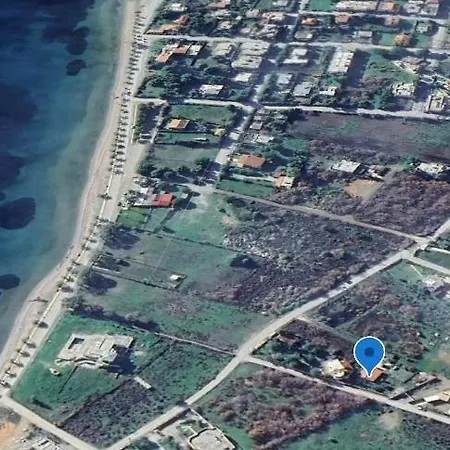 Hébergement de vacances Summer House, μονοκατοικία 120 Erétria